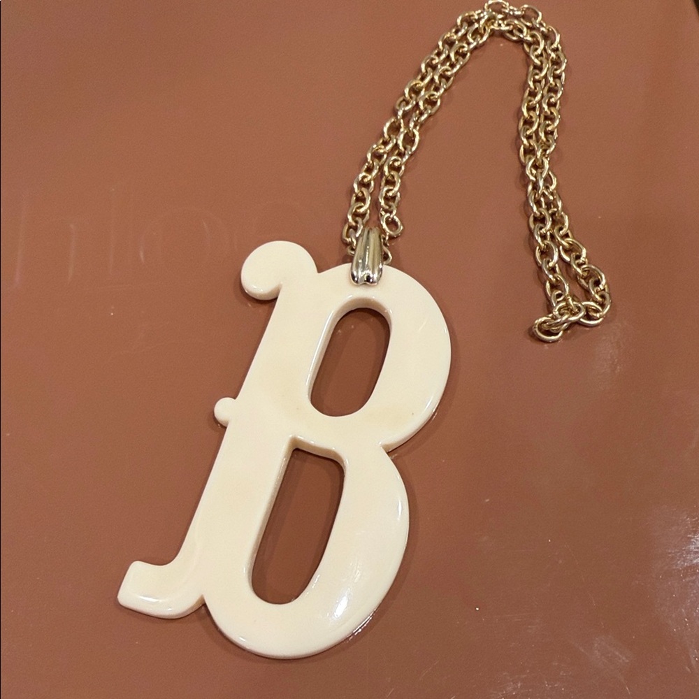 Vtg XXLarge Initial B Cream Lucite Plastic Pendant Necklace